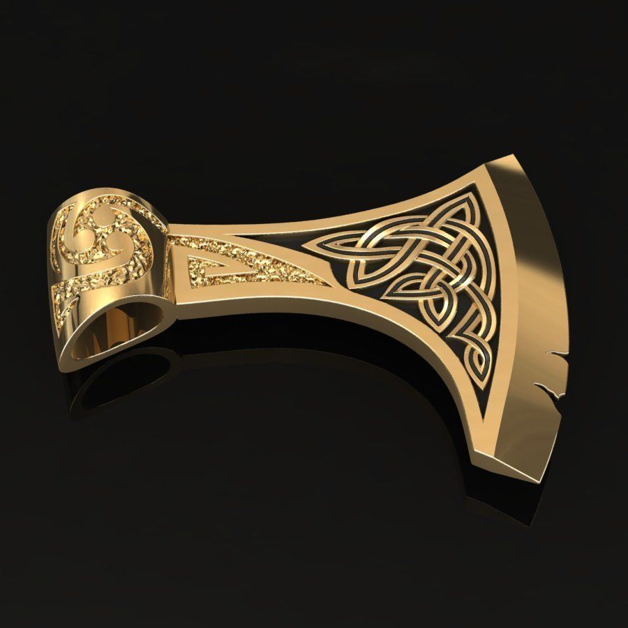 gold pendant necklace