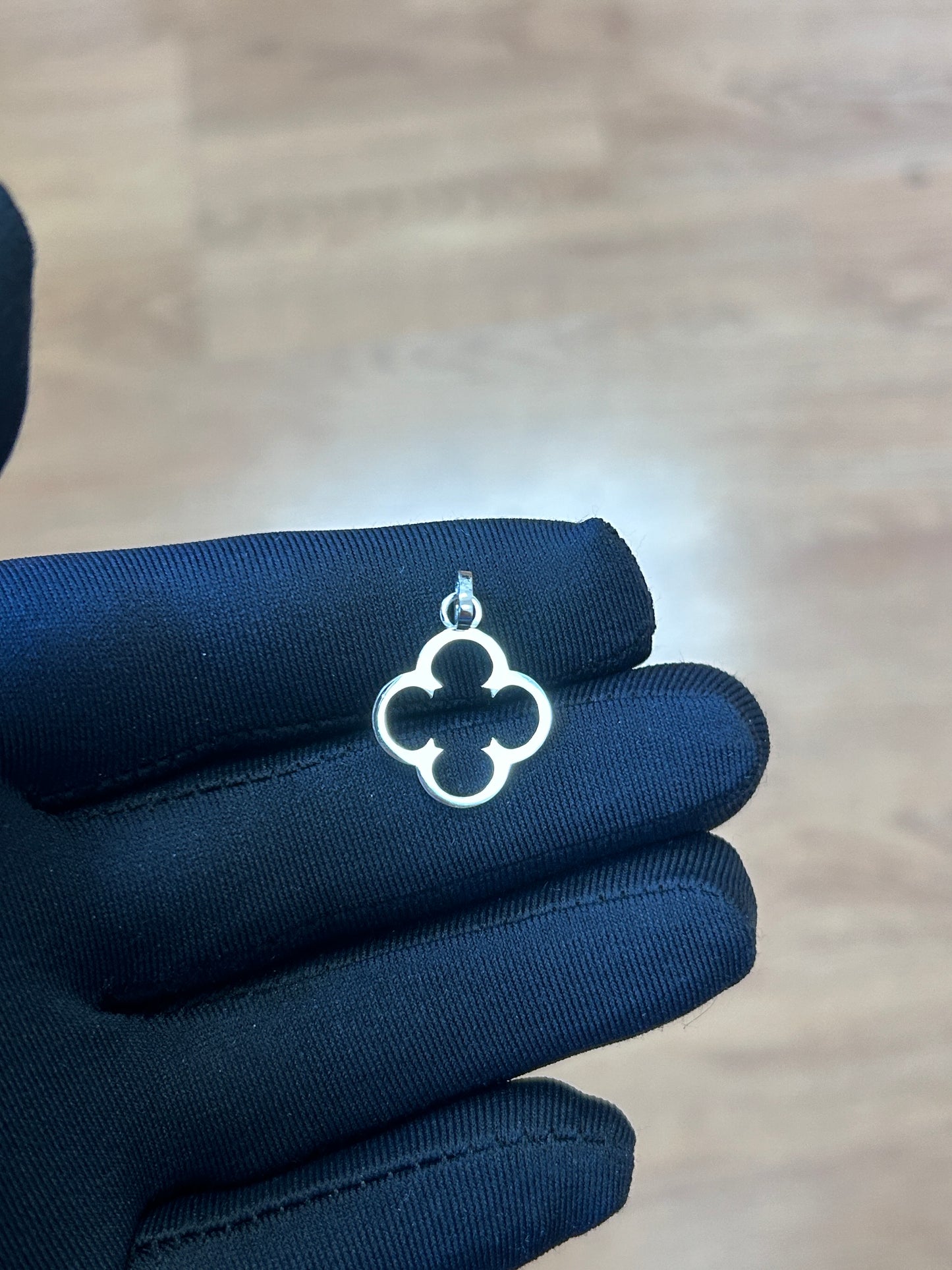 Silver Clover Necklace