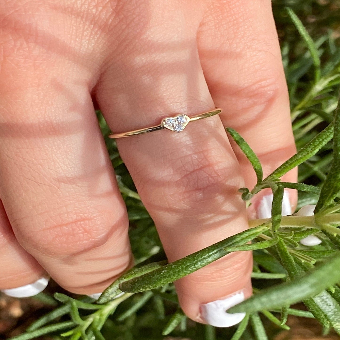 14K Solid Gold 3 Diamond Heart Shape Band / Diamond Heart Ring for Women / Dainty Engagement Ring