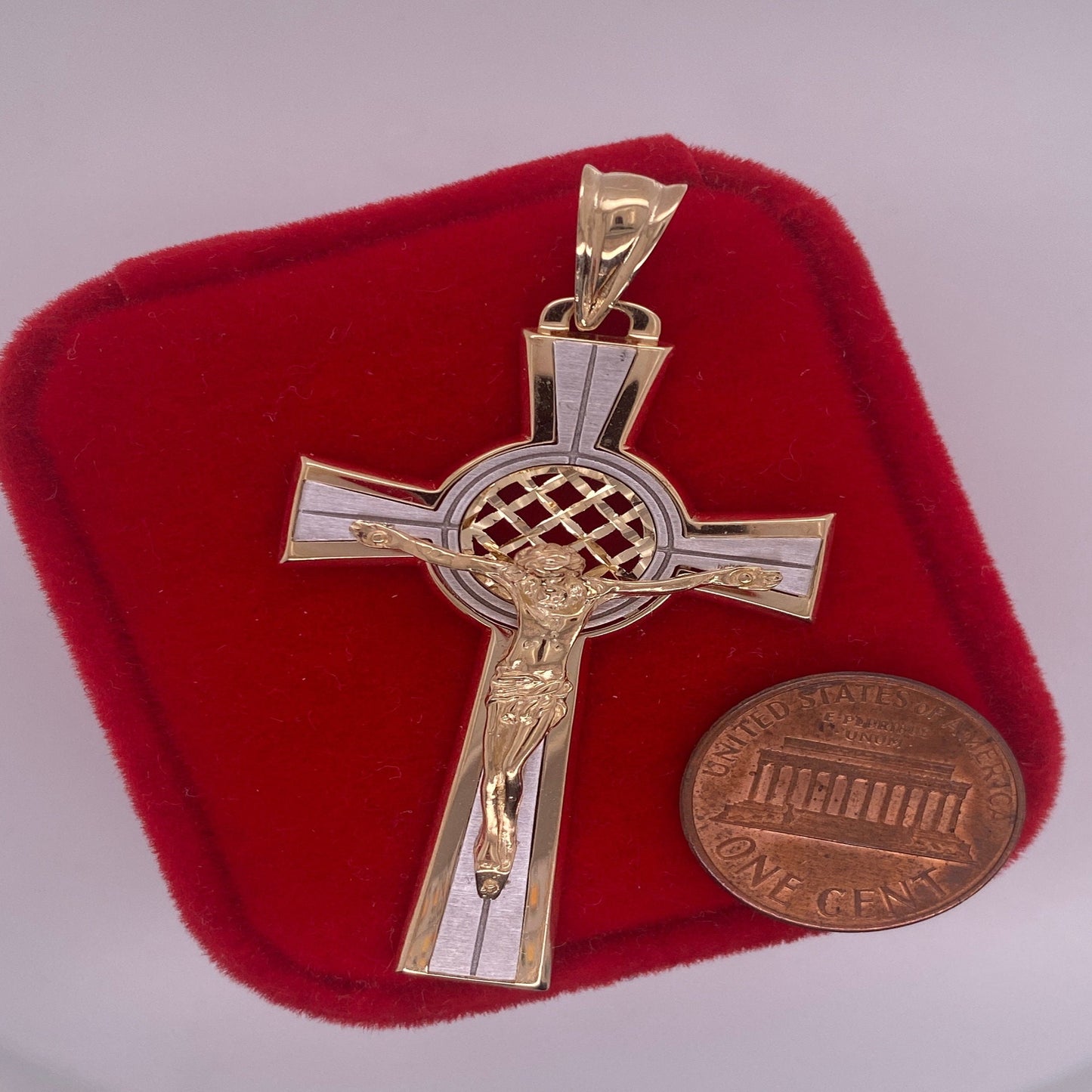 gold cross pendant