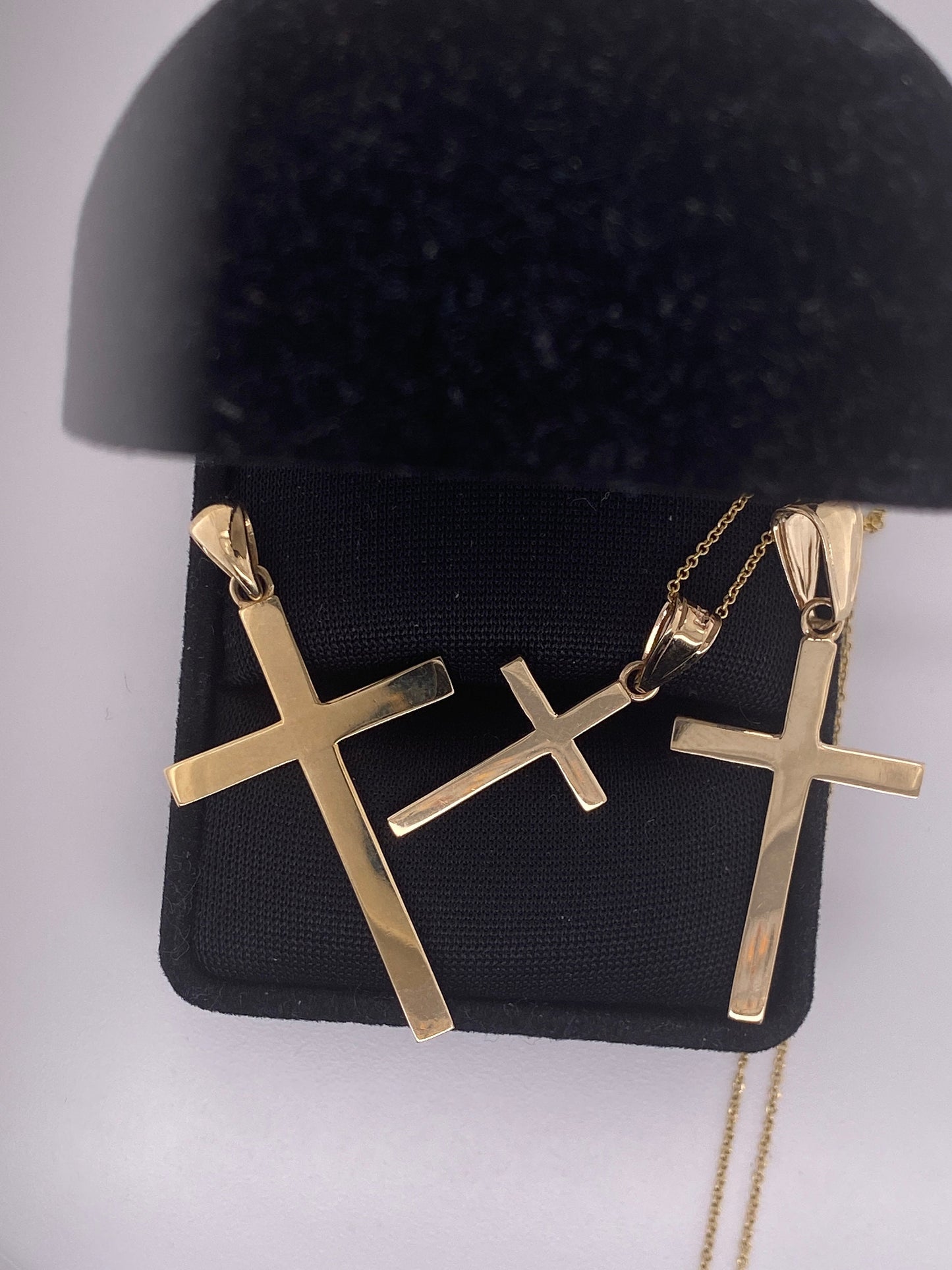 gold cross pendant