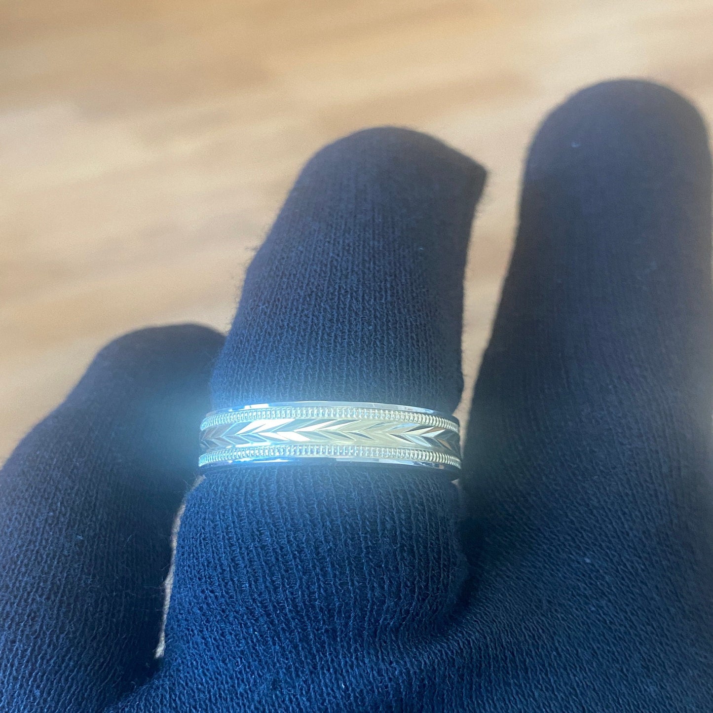 14K Solid Gold Arrow Design Ring 7mm /Two Tone Gold Ring/ Wedding Band / Gold Wedding Band with Miligree on the sides