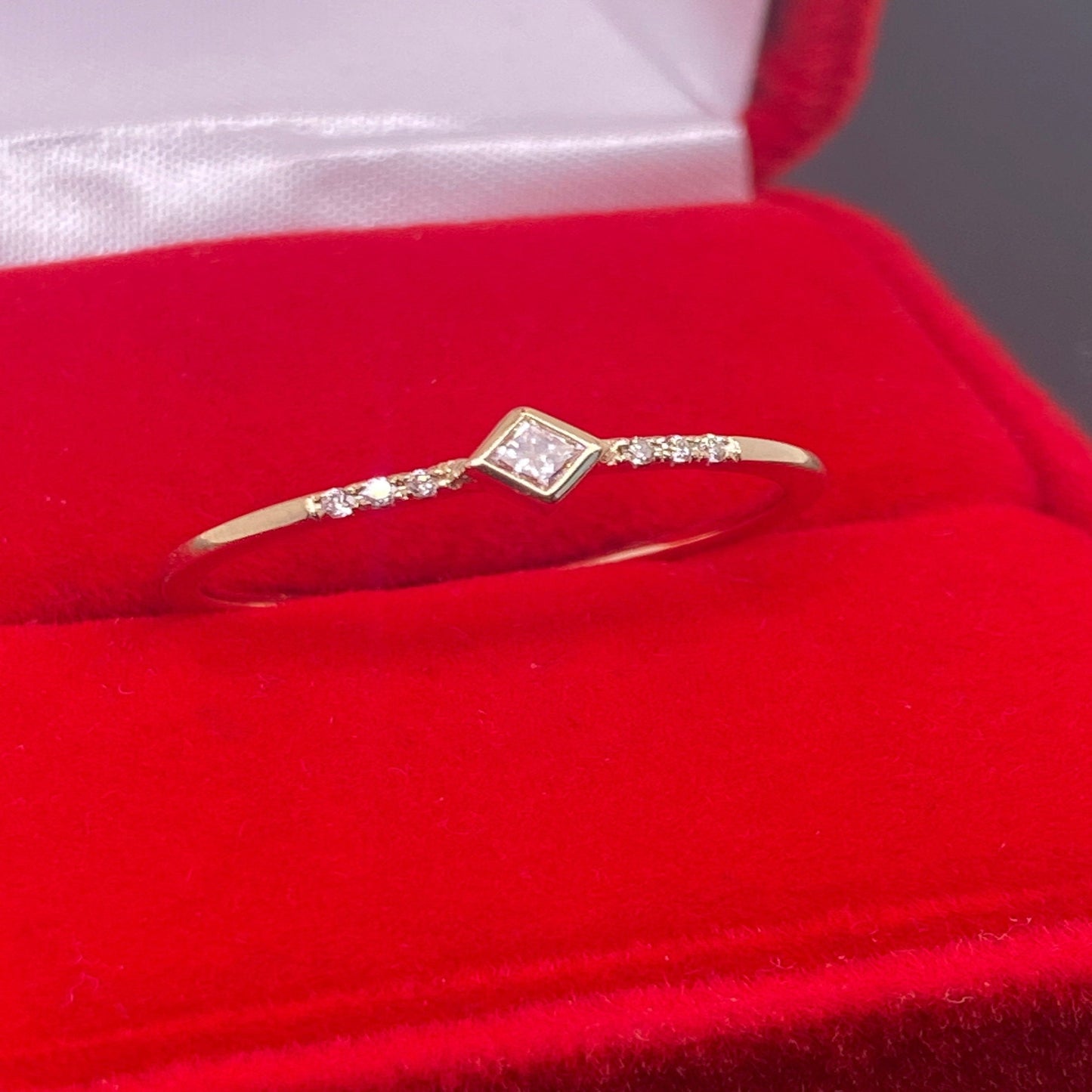 14K Solid Gold Princess Cut Diamond Engagement Ring / Simple Engagement Ring / Thin Dainty Conflict Free Diamond Ring / Stacking Gold Ring