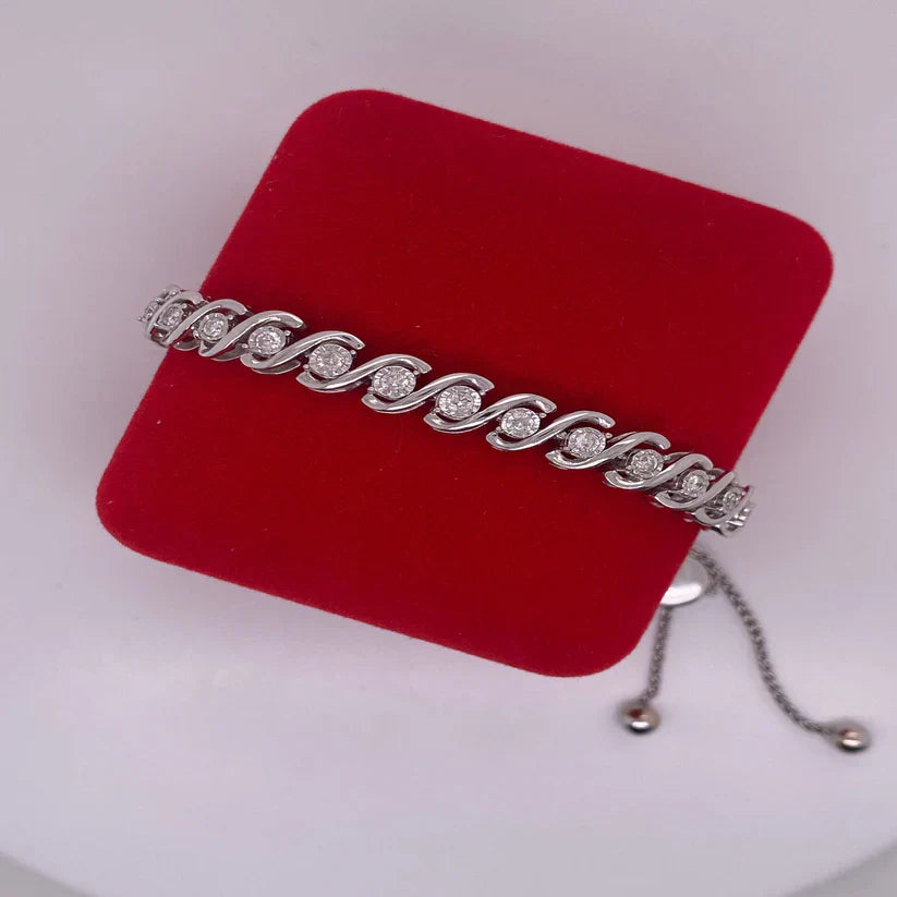 Best Dainty Diamond Bracelets to Gift in 2025