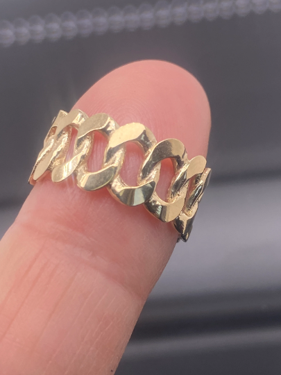 14K Solid Gold  Chain Ring / Cuban Chain / Miami Curb Chain Ring / Cuban Link / Stackable Ring / Unisex 8mm Width