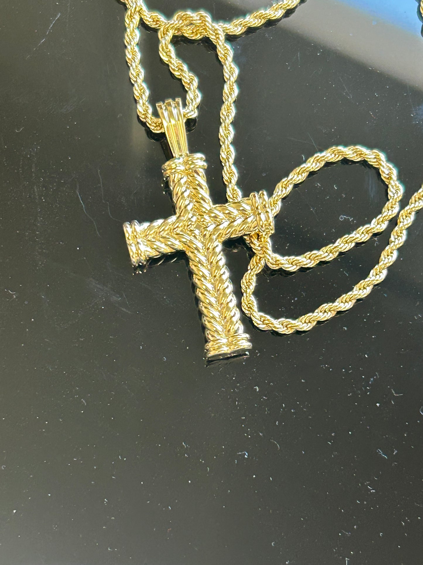 14K Solid Gold Rope Design Cross Necklace / Crucifix Simple and Classic Pendant / Religious Necklace For Women / For Men 35mm x 25mm