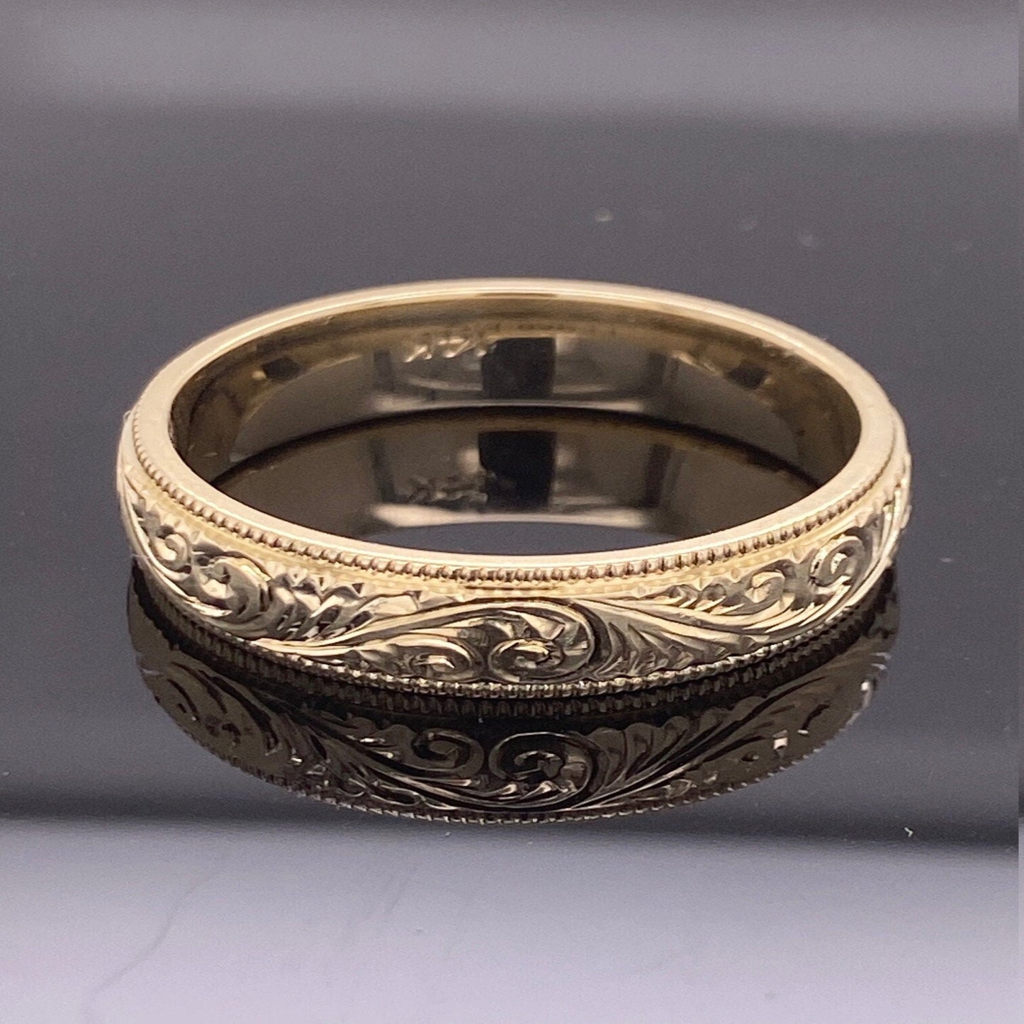 14K Solid Gold Hand Engraved Band / Ring with Millgree on the sides 6mm