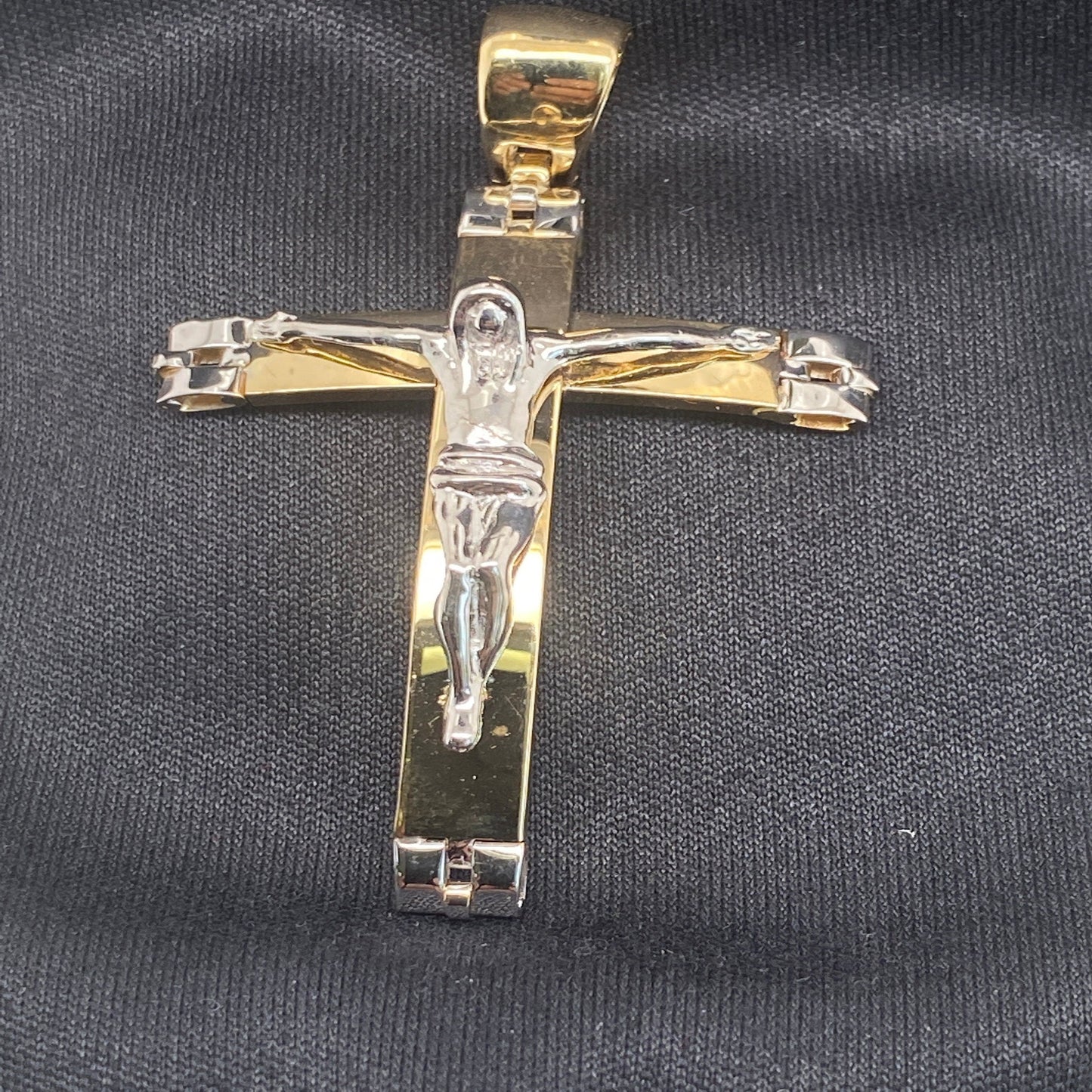 14K Solid Gold Cross Necklace / Curvy Design Crucifix Pendant / Religious Necklace For Women / For Men