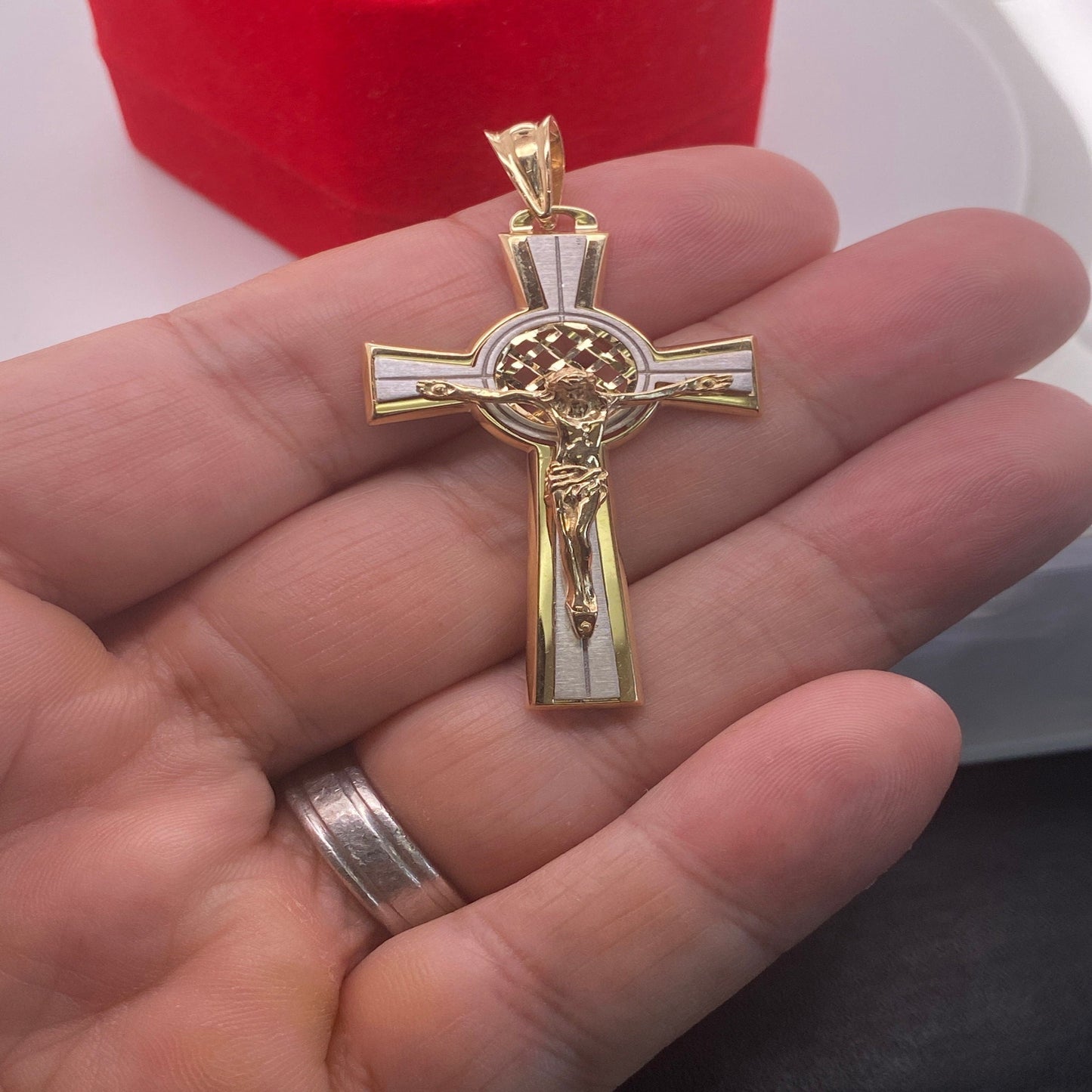 14K Solid Gold Cross Necklace / Stylish Design Crucifix Pendant / Large Religious Necklace For Women / For Men