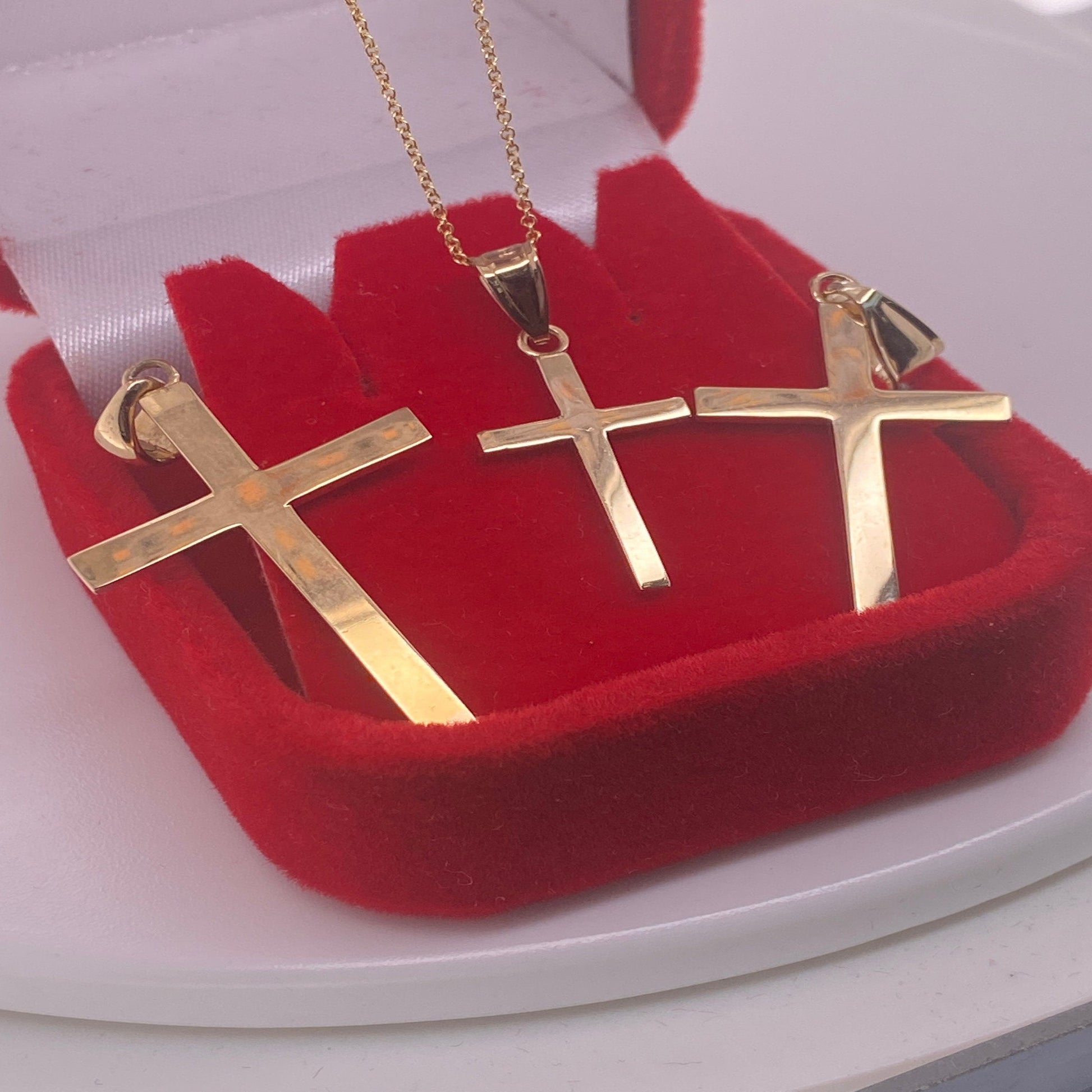Crucifix Simple and Classic Pendant