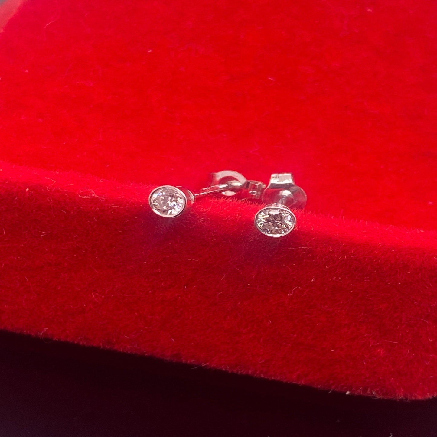 14K Solid Gold Genuine Diamond Bezel Setting Stud Earrings / Diamond Studs / Genuine Diamond Stud Earrings / Gift for Her